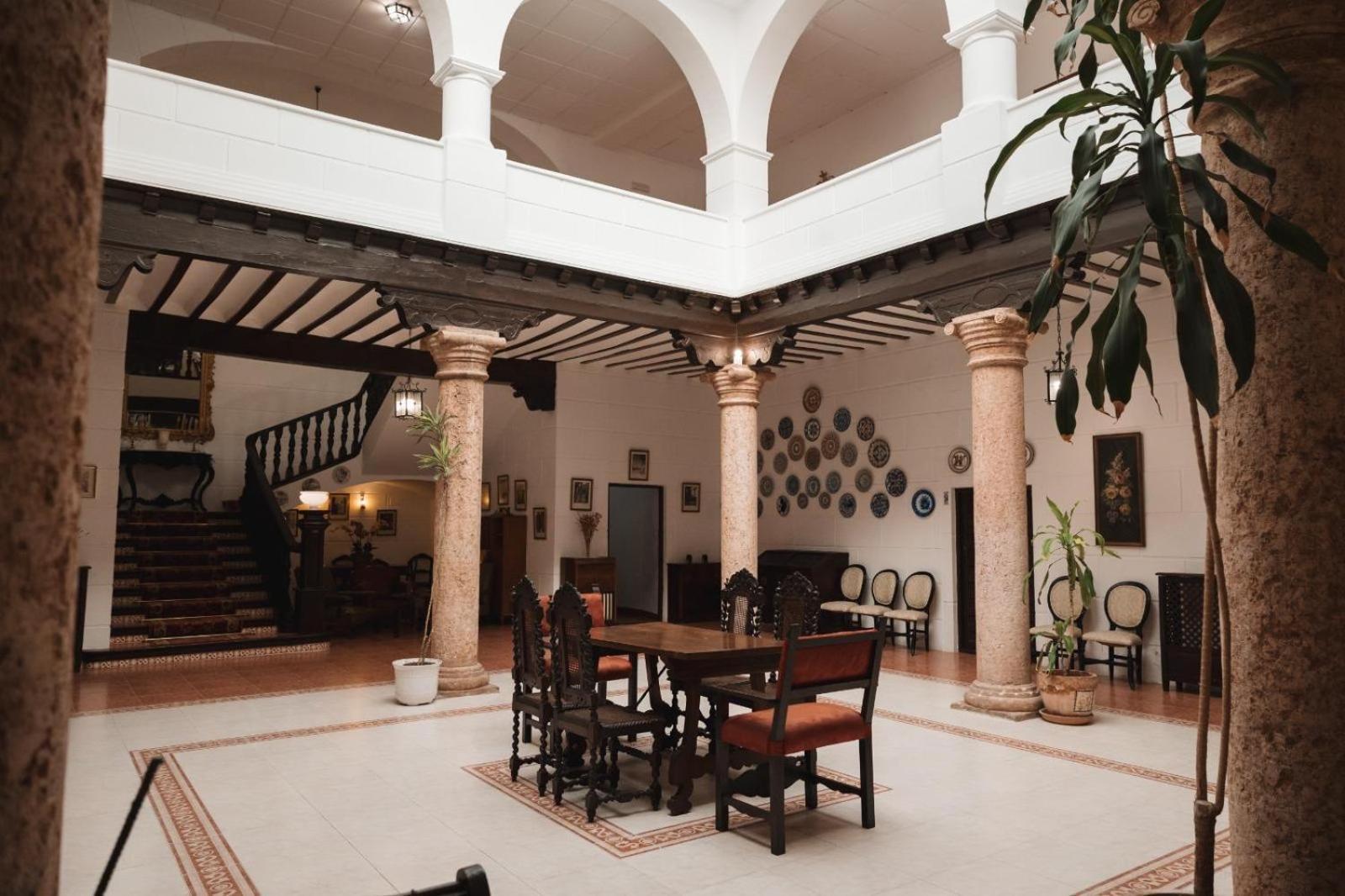 Casa De Los Acacio San Clemente  Extérieur photo